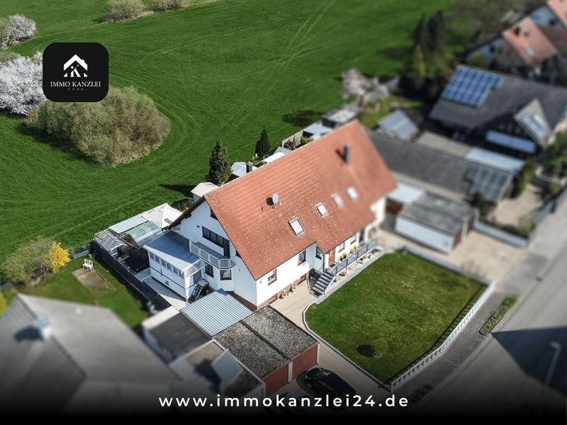 Exklusives Wohnen in Kehl-Kittersburg: Großzügige Doppelhaushälfte mit traumhaftem Garten!